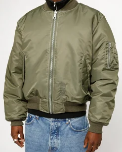 Outerwear><noscript><img width=