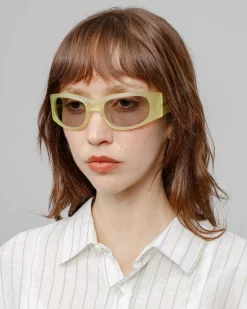 Accessories|Eyegear>Stüssy RENE SUNGLASSES Matte Yellow / Light Grey Lens