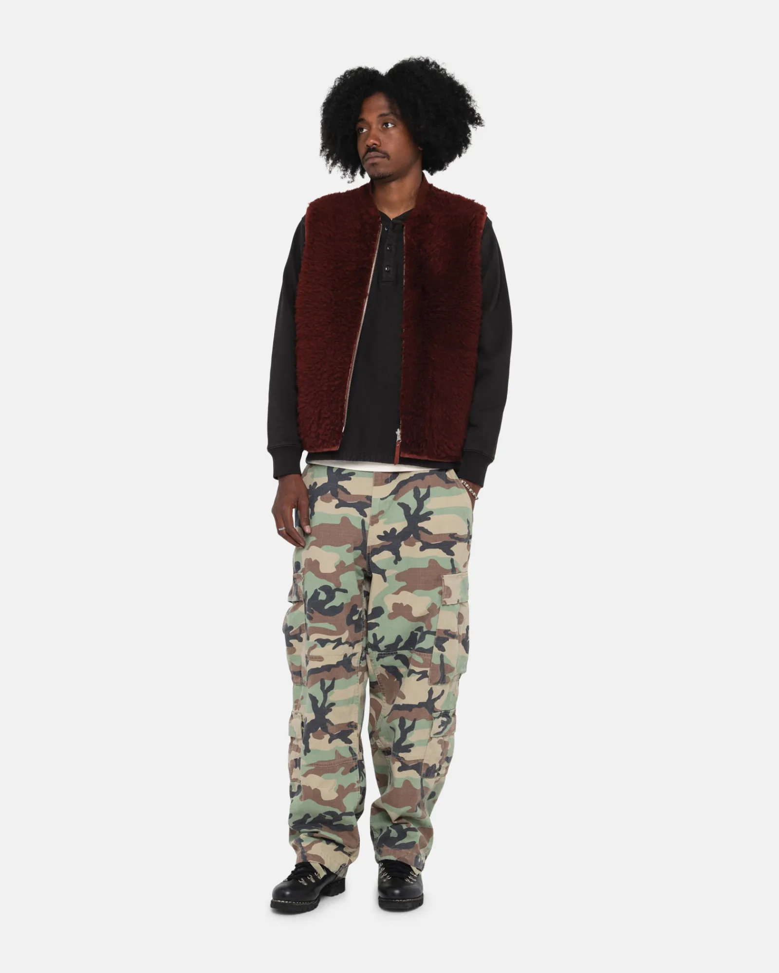 Outerwear>Stüssy REVERSIBLE SHEARLING WORKGEAR VEST Burgundy