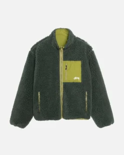 Outerwear><noscript><img width=