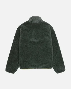 Outerwear><noscript><img width=