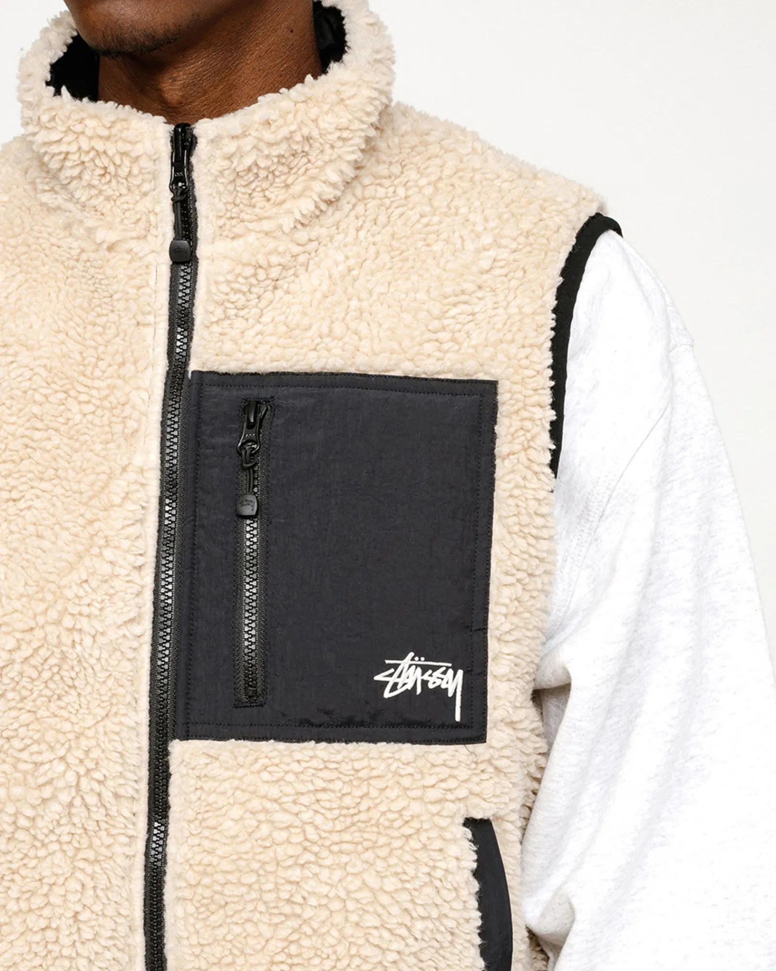 Outerwear>Stüssy SHERPA REVERSIBLE VEST Beige