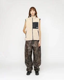Outerwear><noscript><img width=