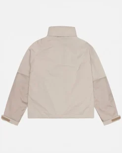Outerwear><noscript><img width=