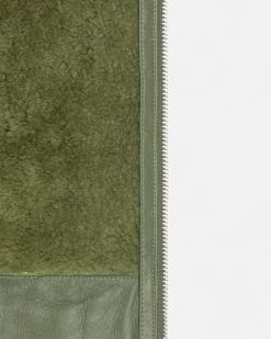 Outerwear><noscript><img width=